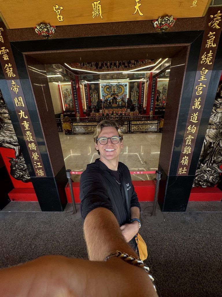 Ryker selfie at Keelung temple