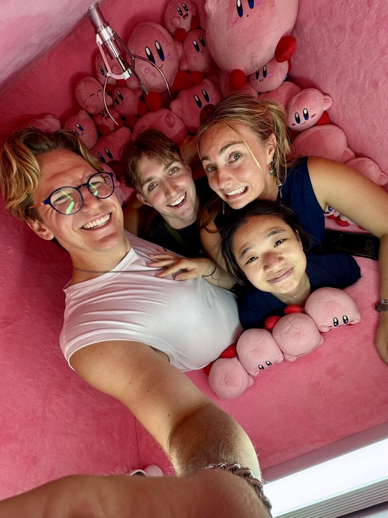 Kirby claw machine, Thailand