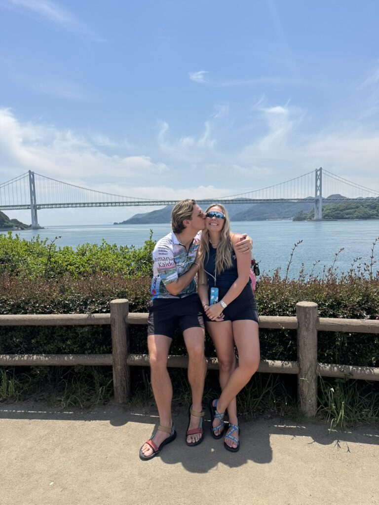 Kiss at the Kurushima Kaikyo Bridge, Shimanami Kaido
