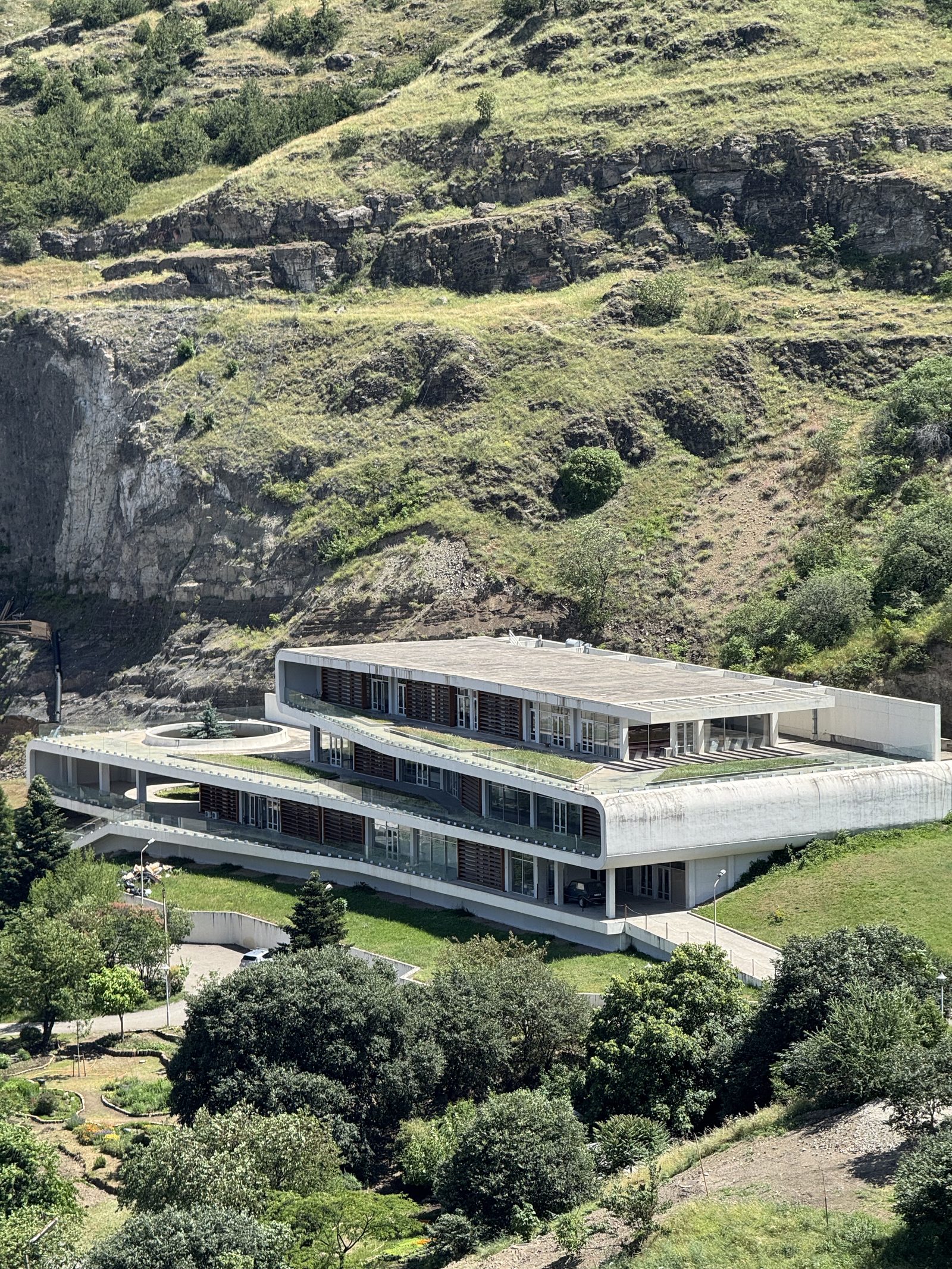 A modern house perched on the Tbilisi cliffs