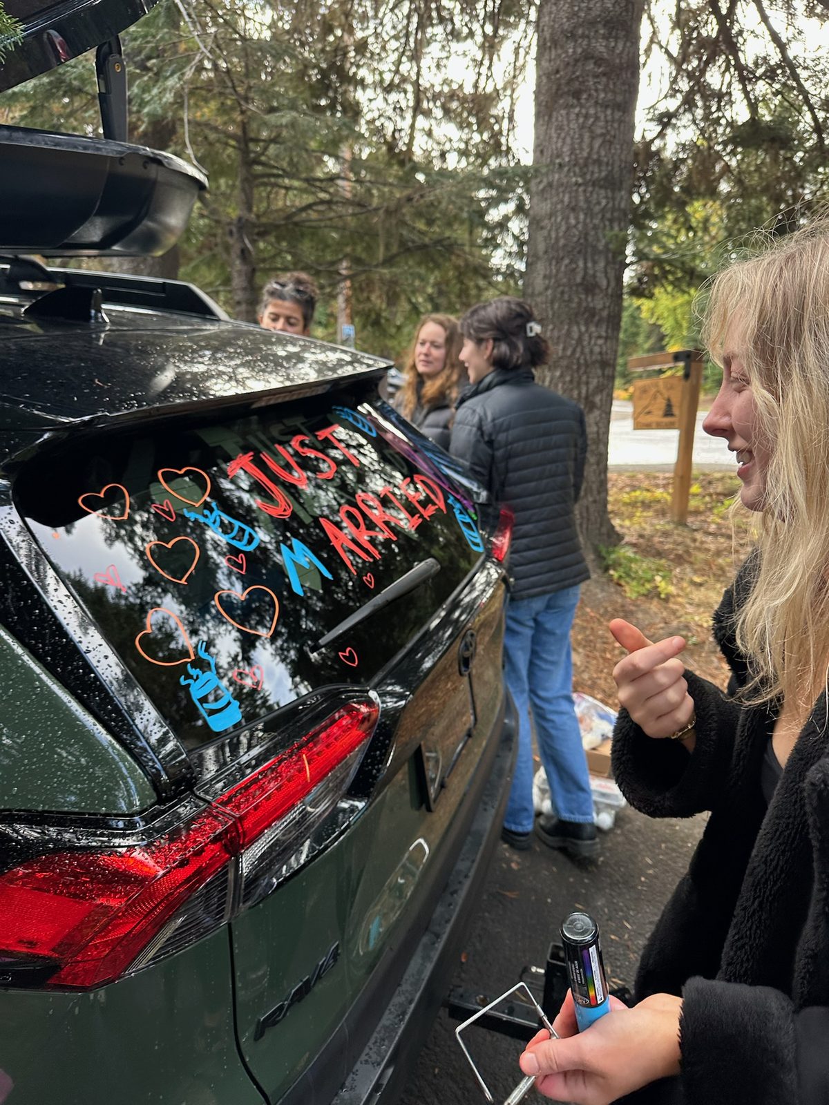 Just married car with friends